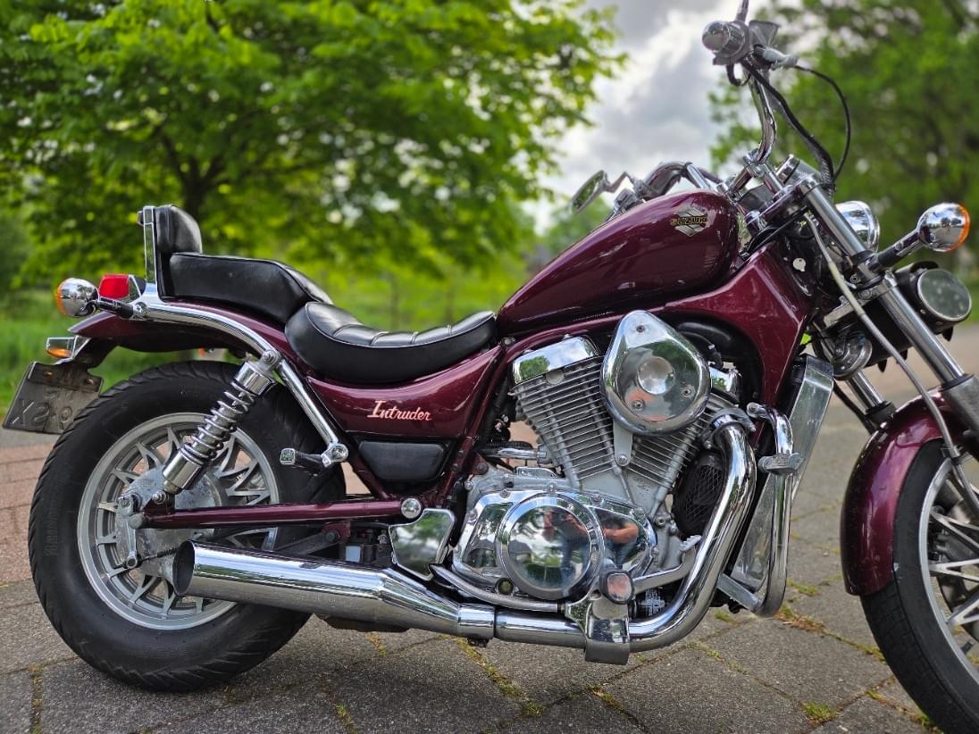 Suzuki VS700 Intruder 1986, US import, rijdt subliem