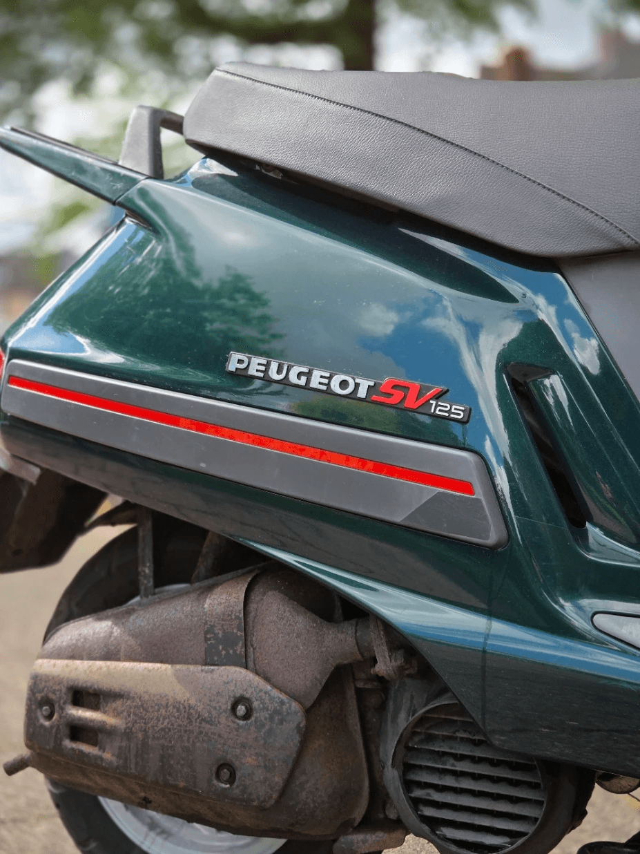 Peugeot 125 SV, 2-takt, motorblok aangepakt voor extra pit