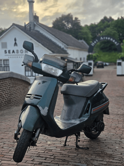Peugeot SV 125cc Tweetakt · A1 Rijbewijs · Retro Scooter, zomer klaar