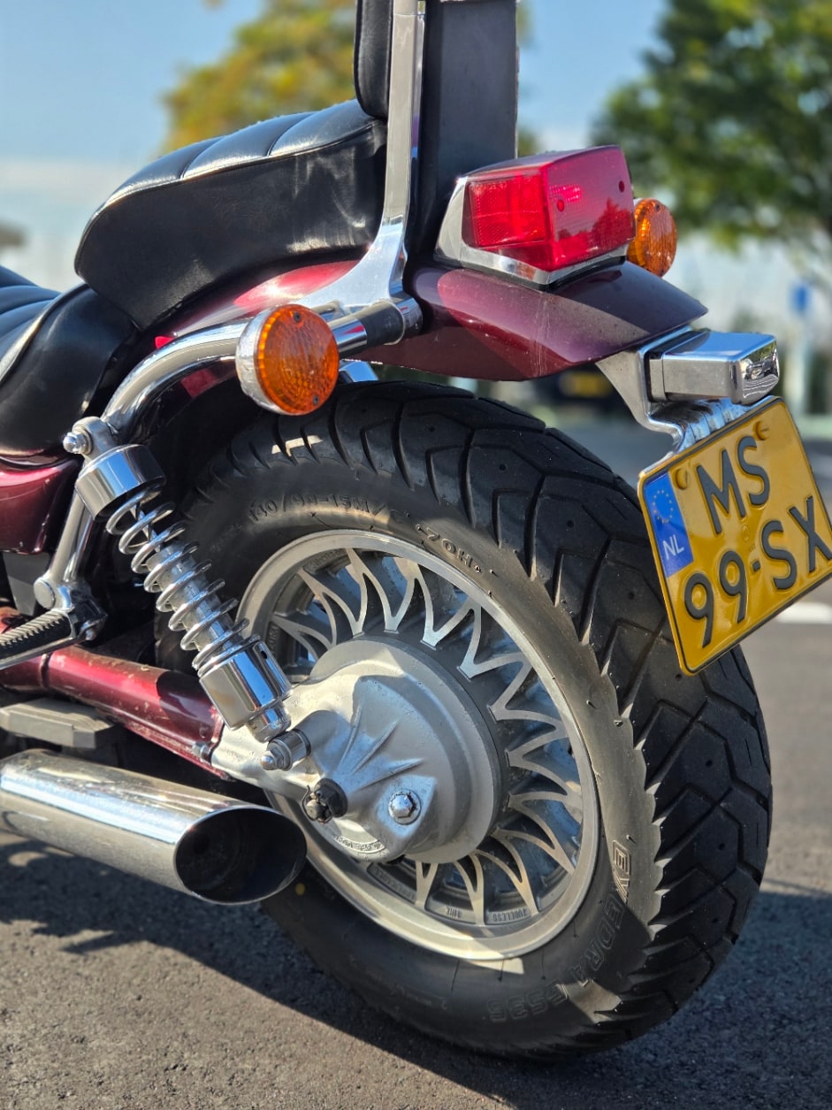 Suzuki VS700 Intruder 1986, US import, rijdt subliem